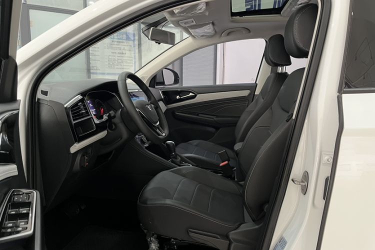 Used Jetta VS5 2022 280TSI Automatic Enjoyment Model Interior 5