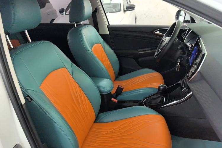 Used Jetta VS5 2022 280TSI Automatic Trendy Pro Version Interior 8
