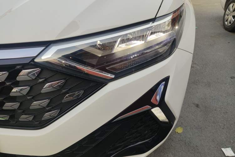 Used Jetta VS5 2022 280TSI Automatic Glory Edition Left Front Headlight
