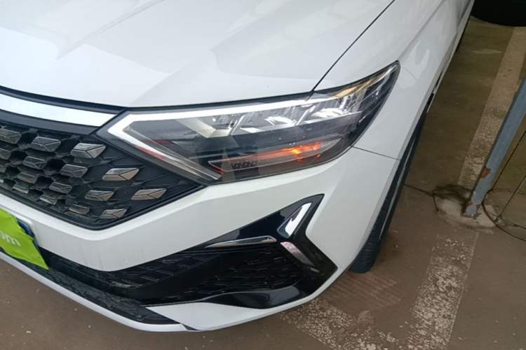 Used Jetta VS5 2022 280TSI Manual Advanced Trim Left Front Headlight