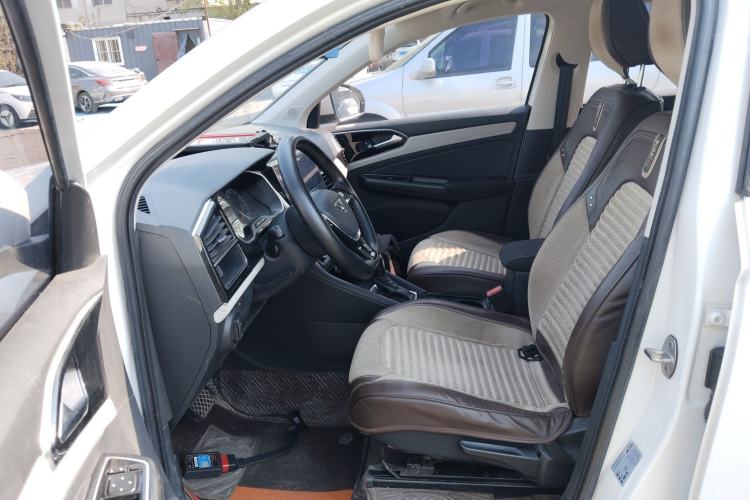Used Jetta VS5 2022 280TSI Automatic Trend Edition Left Front Seat