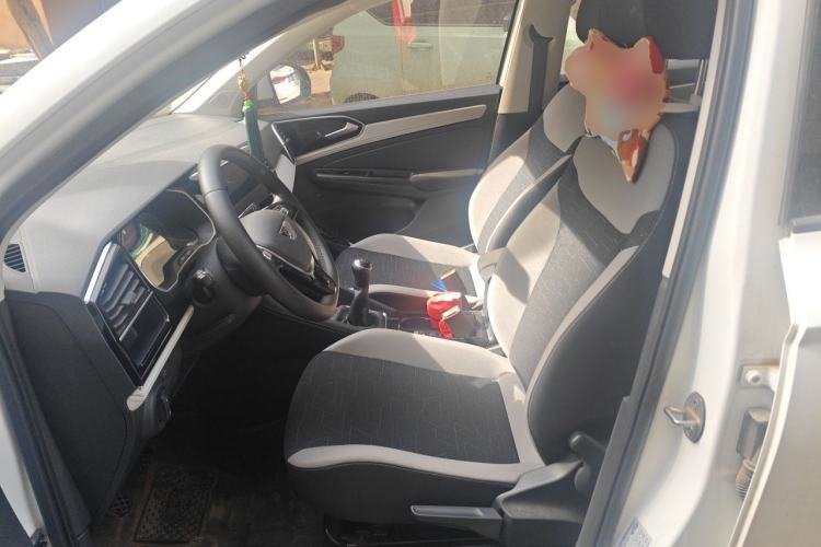 Used Jetta VS5 2022 280TSI Manual Advanced Trim Left Front Seat