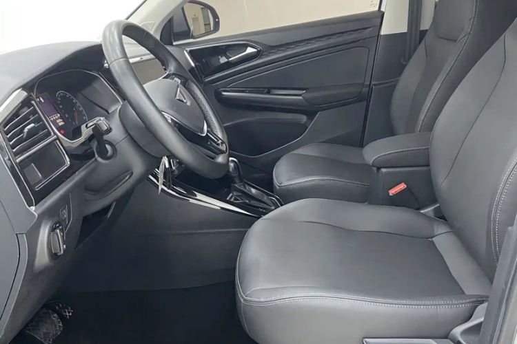 Used Jetta VS5 2022 280TSI Automatic Trendy Pro Version Left Front Seat