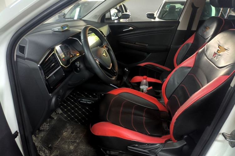Used Jetta VS5 2022 280TSI Manual Advanced Pro Trim Left Front Seat