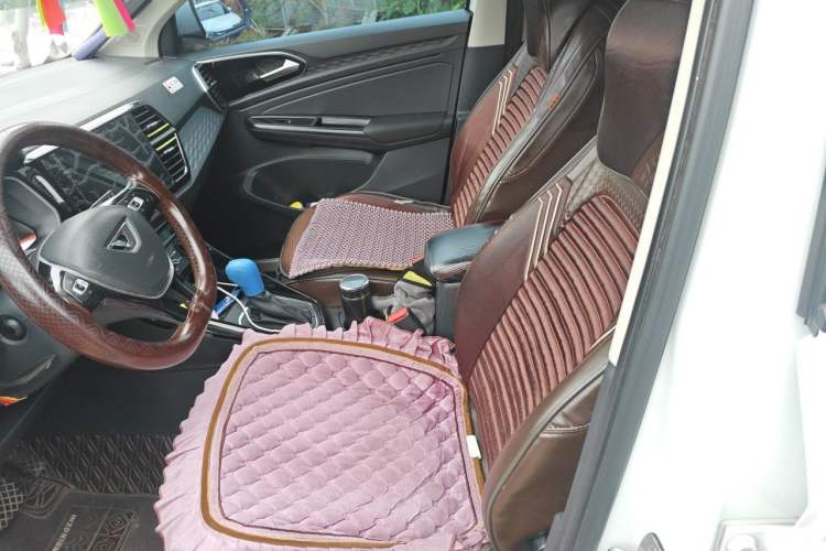 Used Jetta VS5 2022 280TSI Automatic Trendy Pro Version Left Front Seat