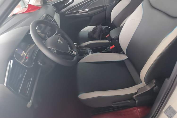 Used Jetta VS5 2022 280TSI Automatic Enjoyment Model Left Front Seat
