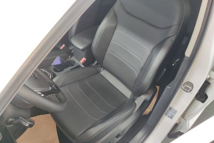 Used Jetta VS5 2022 280TSI Automatic Glory Pro Left Front Seat