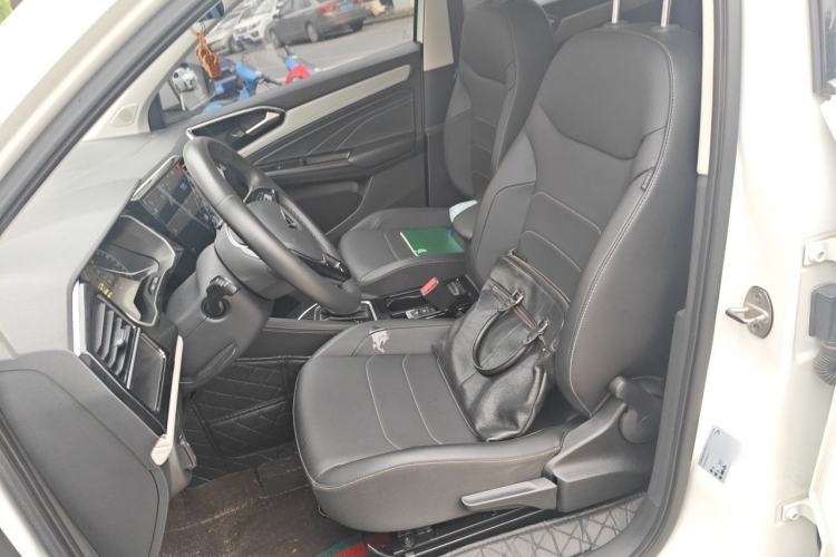 Used Jetta VS5 2022 280TSI Automatic Enjoyment Model Left Front Seat