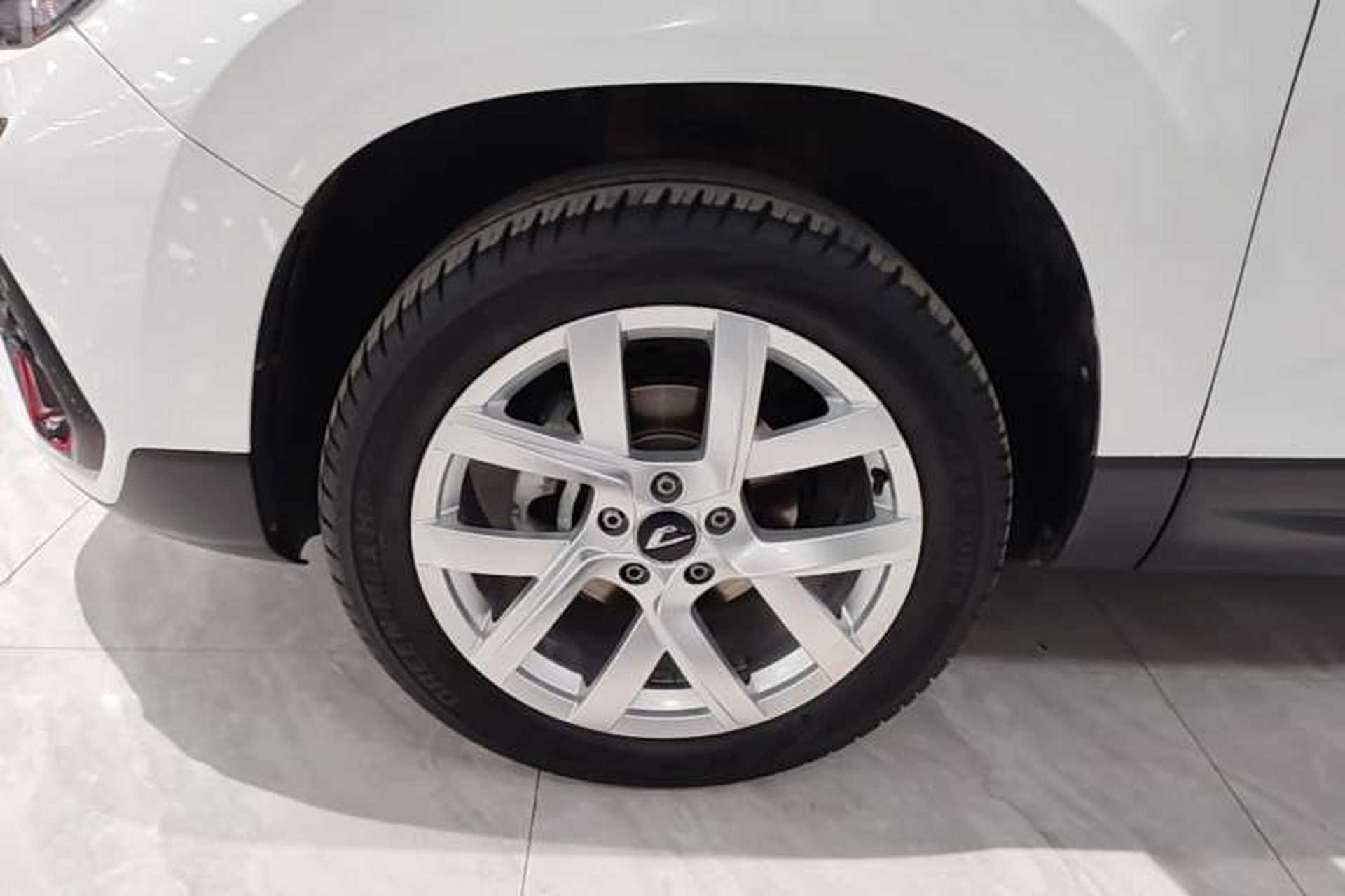 Used Jetta VS5 2022 280TSI Automatic Enjoyment Model Left Front Wheel Hub