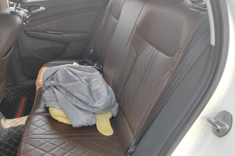 Used Jetta VS5 2022 280TSI Automatic Trendy Pro Version Left Rear Seat