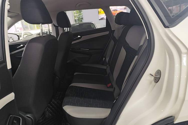 Used Jetta VS5 2022 280TSI Automatic Trend Edition Left Rear Seat