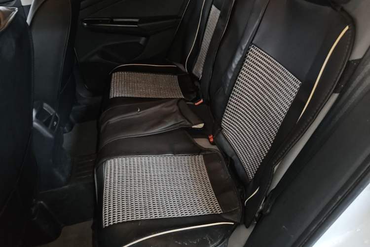 Used Jetta VS5 2022 280TSI Automatic Trendy Pro Version Left Rear Seat
