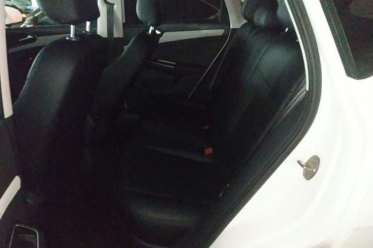 Used Jetta VS5 2022 280TSI Automatic Trend Edition Left Rear Seat