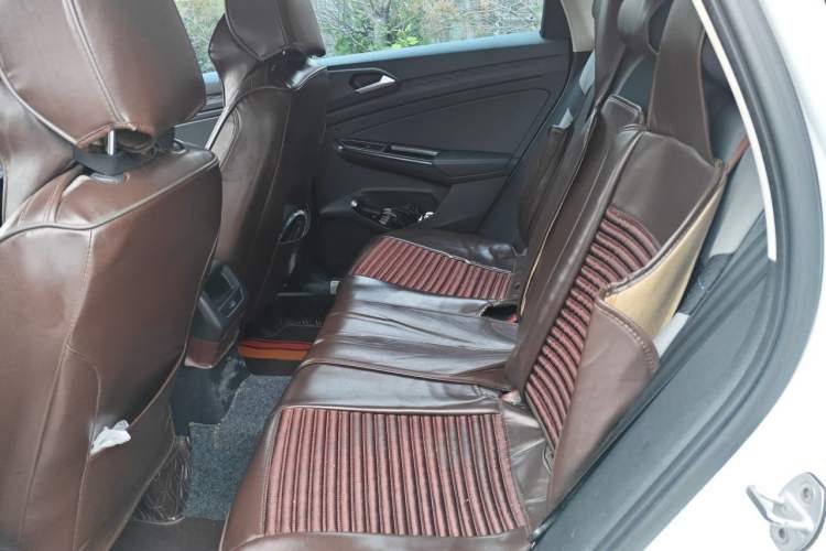 Used Jetta VS5 2022 280TSI Automatic Trendy Pro Version Left Rear Seat