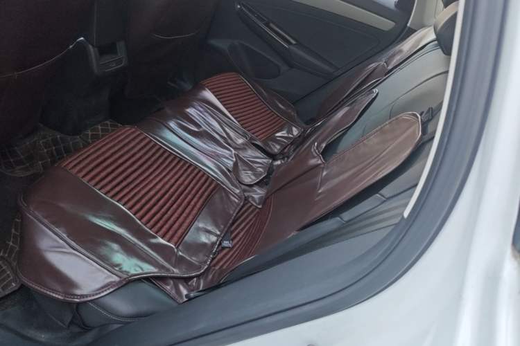 Used Jetta VS5 2022 280TSI Automatic Enjoyment Model Left Rear Seat
