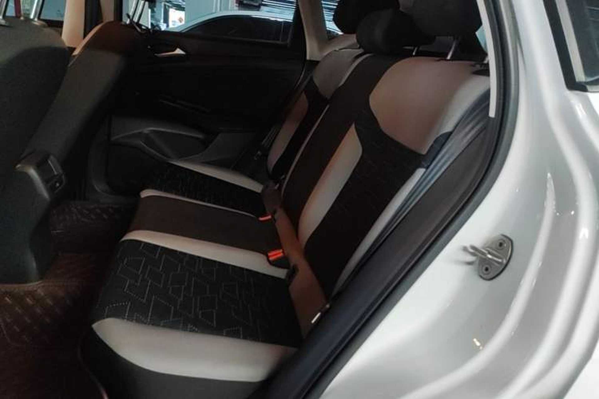 Used Jetta VS5 2022 280TSI Automatic Trendy Pro Version Left Rear Seat