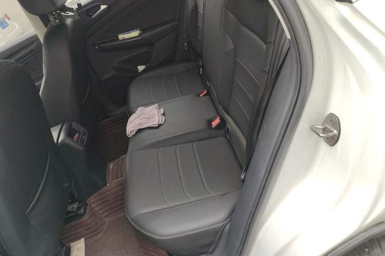 Used Jetta VS5 2022 280TSI Automatic Glory Pro Left Rear Seat