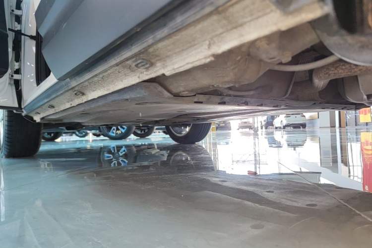 Used Jetta VS5 2022 280TSI Automatic Enjoyment Pro Trim Left Side Sill