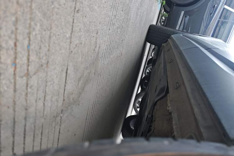Used Jetta VS5 2022 280TSI Automatic Enjoyment Model Left Side Sill