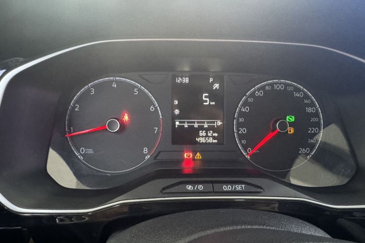Used Jetta VS5 2022 280TSI Automatic Trendy Pro Version Odometer Close Up