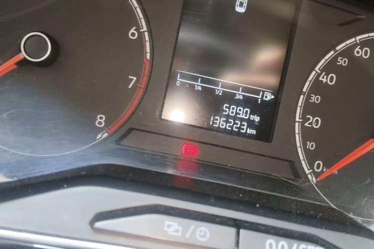 Used Jetta VS5 2022 280TSI Automatic Trend Edition Odometer Close Up
