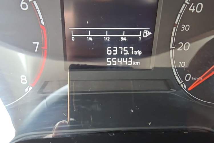 Used Jetta VS5 2022 280TSI Automatic Trendy Pro Version Odometer Close Up