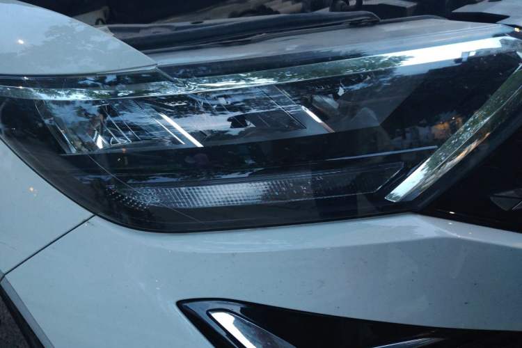 Used Jetta VS5 2022 280TSI Automatic Enjoyment Model Right Front Headlight