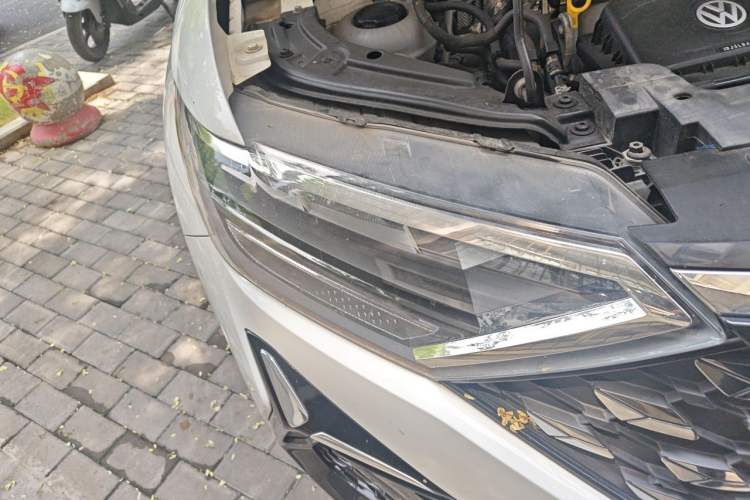 Used Jetta VS5 2022 280TSI Automatic Glory Edition Right Front Headlight