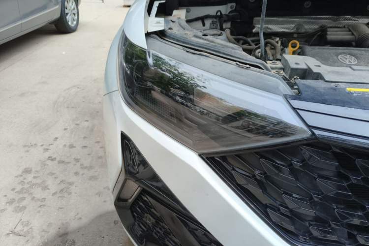 Used Jetta VS5 2022 280TSI Automatic High-Gloss Enjoyment Model Right Front Headlight