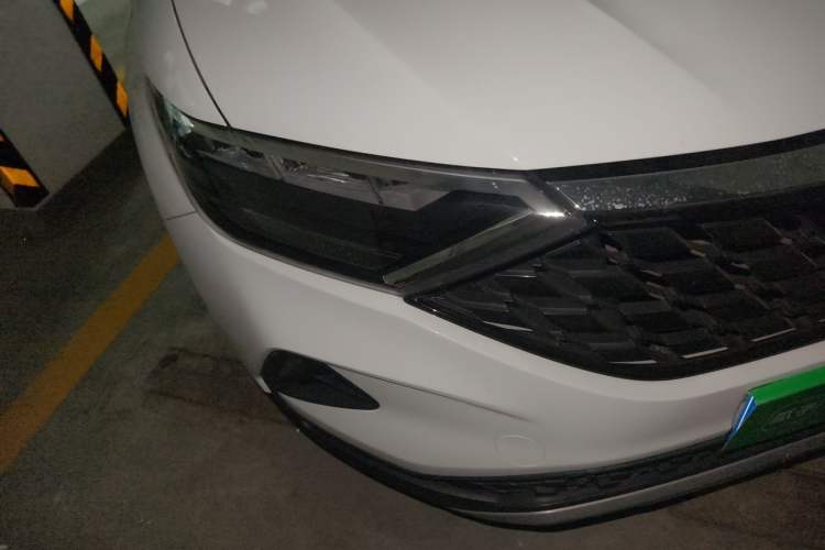 Used Jetta VS5 2022 280TSI Automatic Enjoyment Pro Trim Right Front Headlight