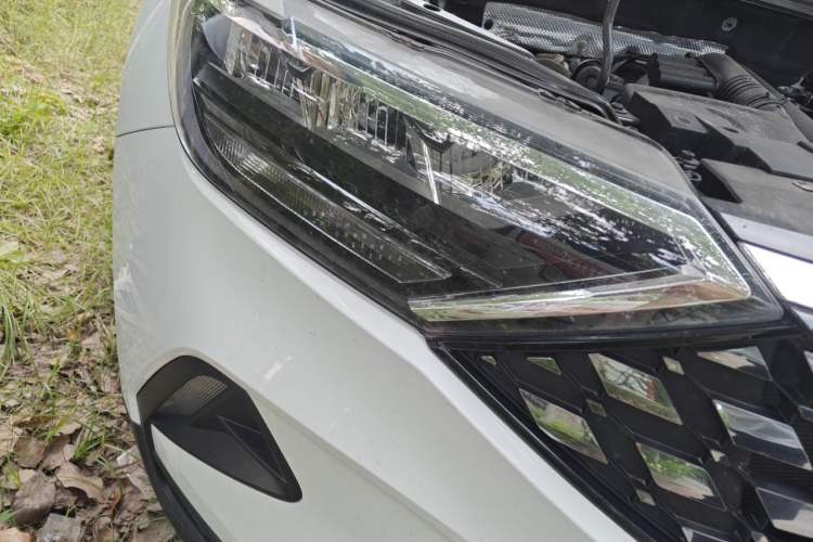 Used Jetta VS5 2022 280TSI Automatic Enjoyment Pro Trim Right Front Headlight