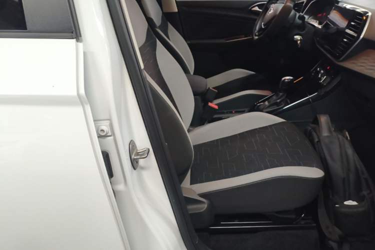 Used Jetta VS5 2022 280TSI Automatic Trendy Pro Version Right Front Seat