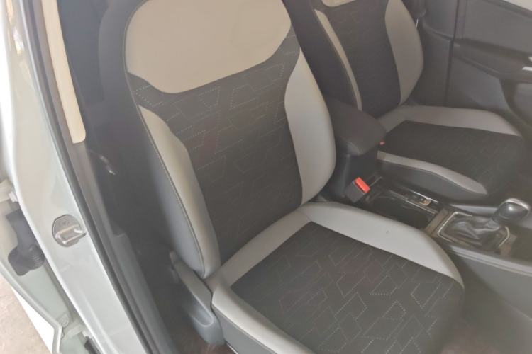 Used Jetta VS5 2022 280TSI Automatic Trend Edition Right Front Seat