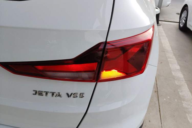 Used Jetta VS5 2022 280TSI Automatic Trendy Pro Version Right Rear Taillight