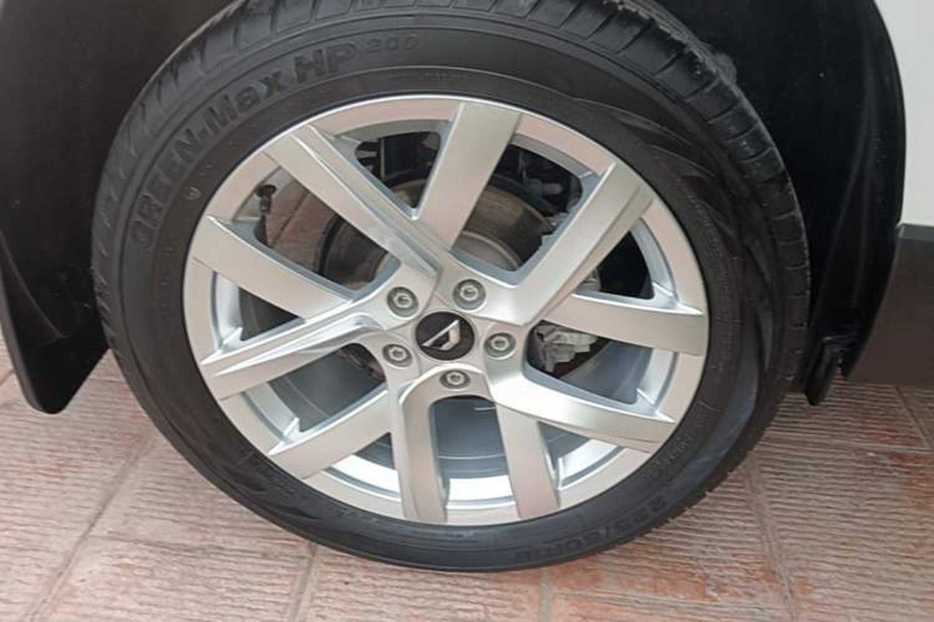 Used Jetta VS5 2022 280TSI Automatic Trend Edition Right Rear Wheel Hub