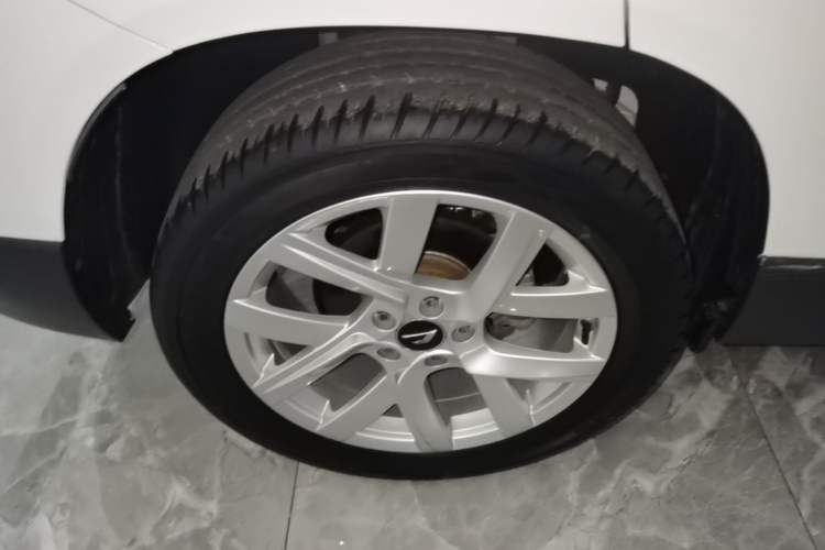 Used Jetta VS5 2022 280TSI Automatic Trendy Pro Version Right Rear Wheel Hub