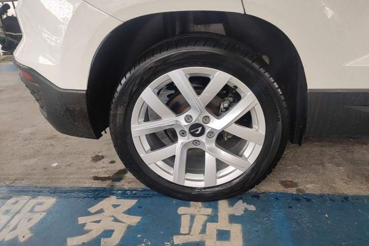 Used Jetta VS5 2022 280TSI Automatic Enjoyment Model Right Rear Wheel Hub