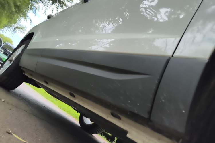 Used Jetta VS5 2022 280TSI Automatic Enjoyment Model Right Side Sill