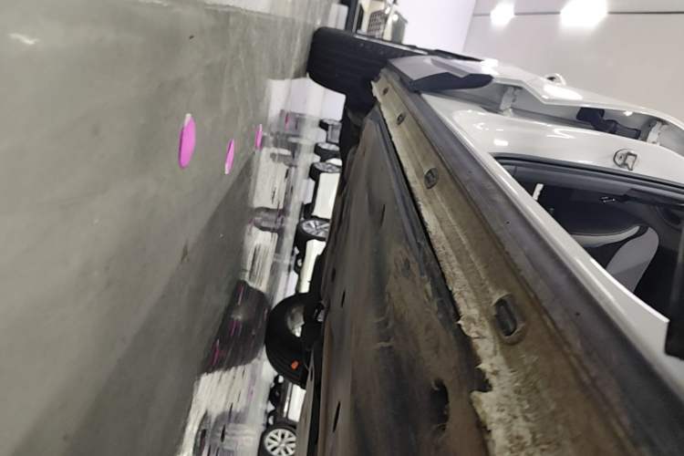 Used Jetta VS5 2022 280TSI Automatic Trend Edition Right Side Sill