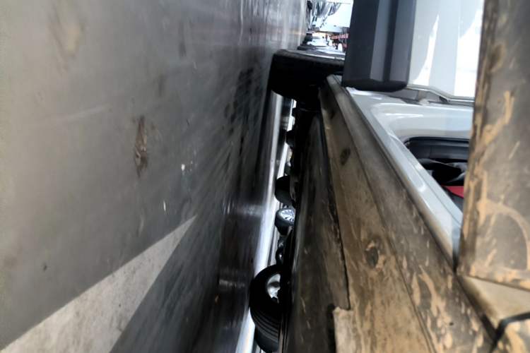 Used Jetta VS5 2022 280TSI Manual Advanced Pro Trim Right Side Sill