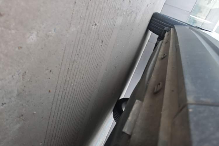 Used Jetta VS5 2022 280TSI Automatic Enjoyment Model Right Side Sill