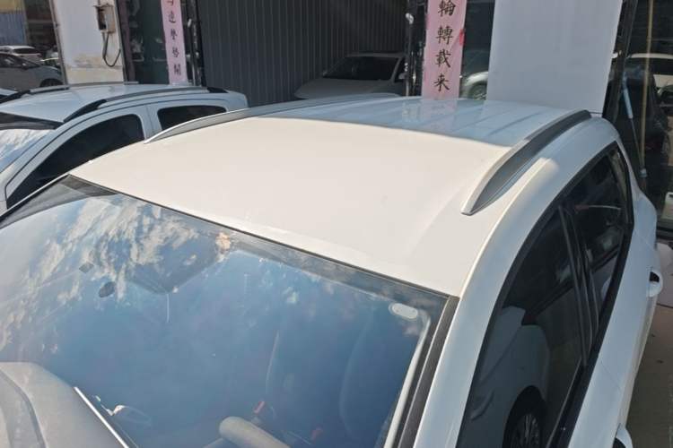 Used Jetta VS5 2022 280TSI Automatic Trend Edition Roof