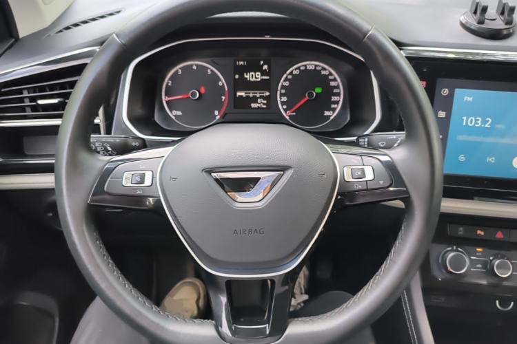 Used Jetta VS5 2022 280TSI Automatic Enjoyment Model Steering Wheel