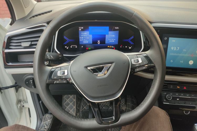 Used Jetta VS5 2022 280TSI Automatic Glory Edition Steering Wheel