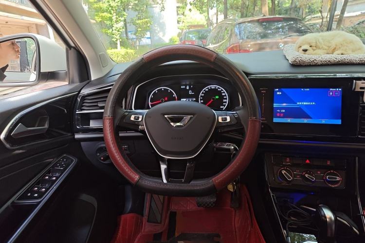 Used Jetta VS5 2022 280TSI Automatic Trendy Pro Version Steering Wheel