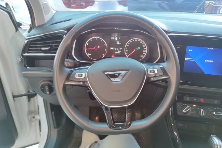 Used Jetta VS5 2022 280TSI Automatic Enjoyment Pro Trim Steering Wheel