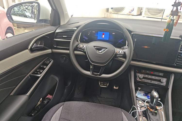Used Jetta VS5 2022 280TSI Automatic Glory Edition Steering Wheel