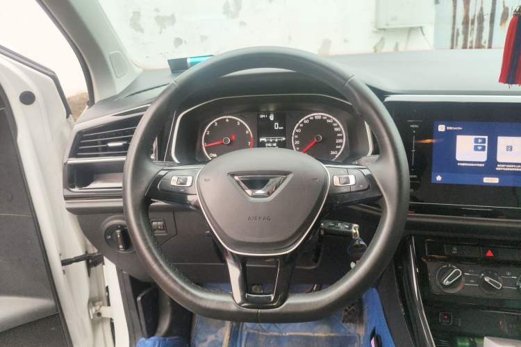 Used Jetta VS5 2022 280TSI Manual Advanced Pro Trim Steering Wheel