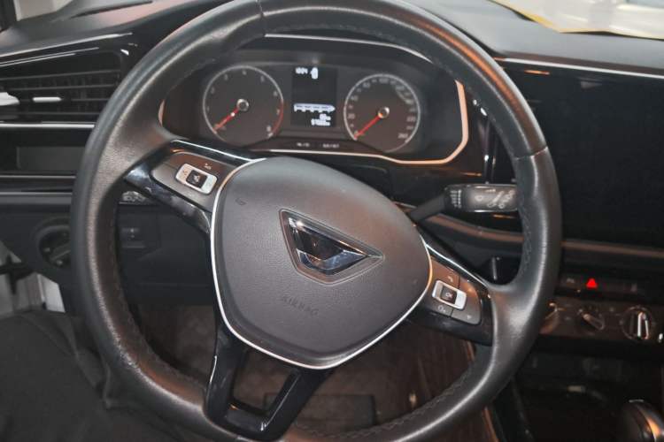 Used Jetta VS5 2022 280TSI Automatic Enjoyment Pro Trim Steering Wheel