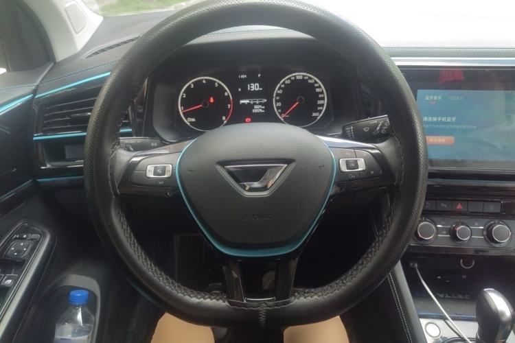 Used Jetta VS5 2022 280TSI Automatic High-Gloss Enjoyment Model Steering Wheel